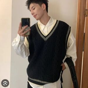 Aelfric Eden Oversized Cable Knit Vest S Navy,Cream Preppy Academic Aesthetic